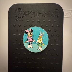 Disney Minnie & Daisy Pin